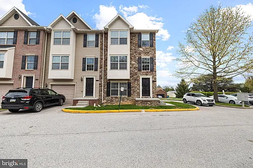 22 Shady Tree Ct Photo 1