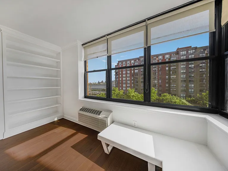 2 Constitution Ct #707 — Photo 10