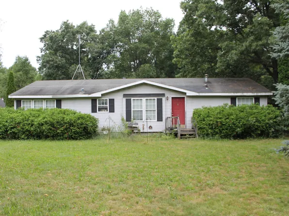 11717 N Backus Rd, Lakeview, MI 48850