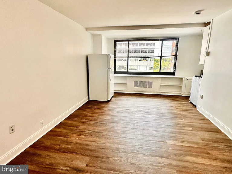 1021 Arlington Blvd #610 — Photo 3