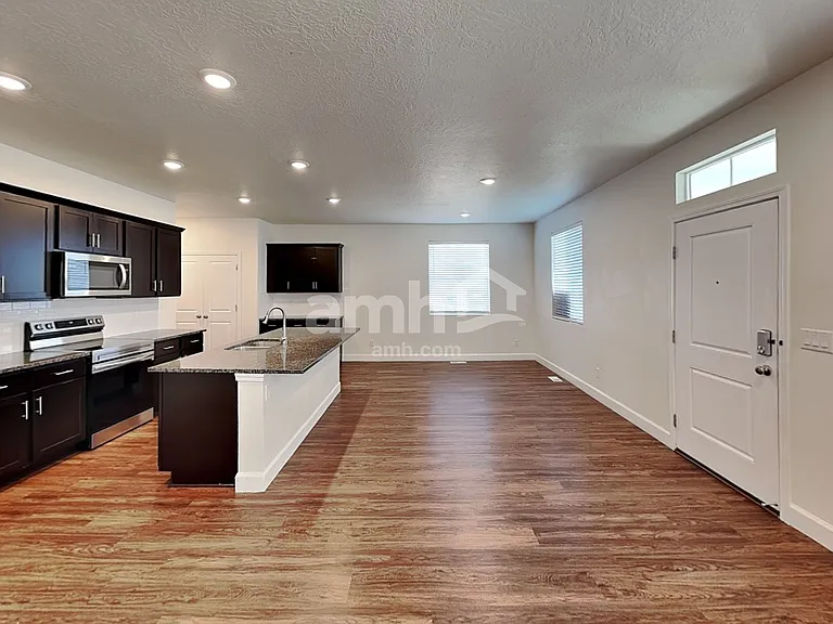 5936 W Verdigris Dr — Photo 5