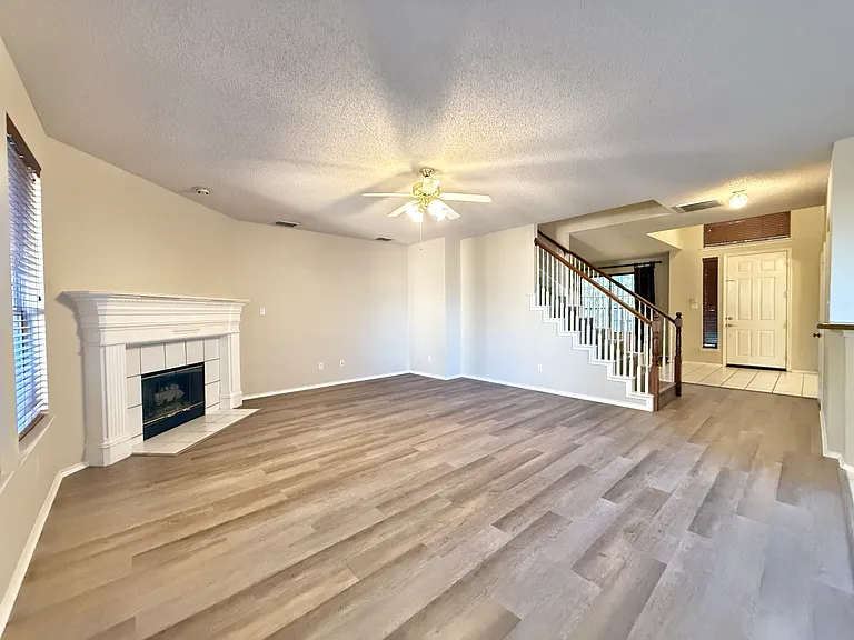 3549 Mason Dr — Photo 8