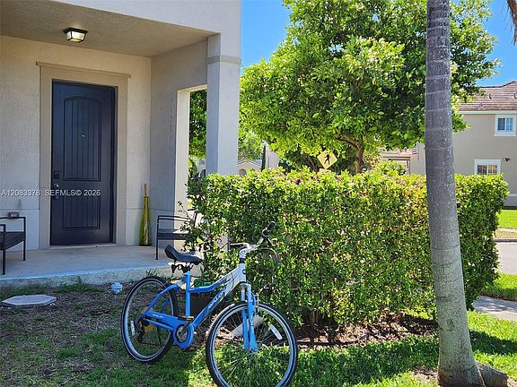 5th image of 14237 SW 274th St #1