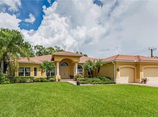 880 3rd St SW, Naples, FL 34117