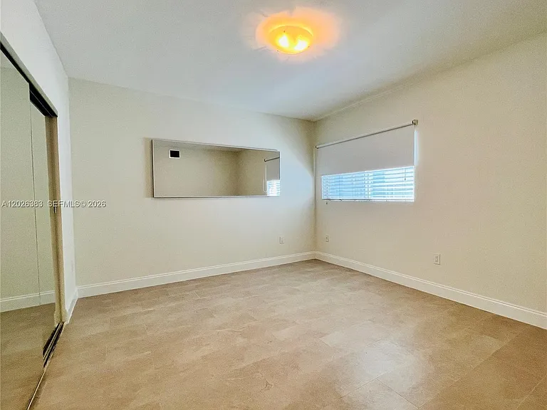 6905 Bay Dr #13 — Photo 8