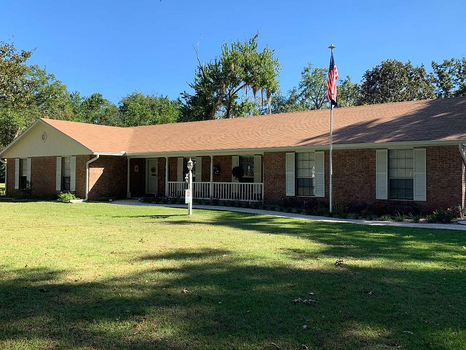 1st image of 250 SW Harmony Ln