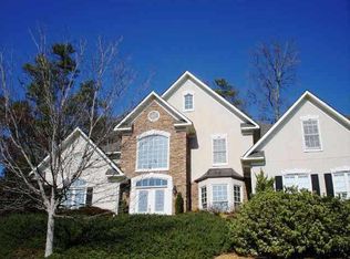 805 Spalding Heights Dr, Sandy Springs, GA