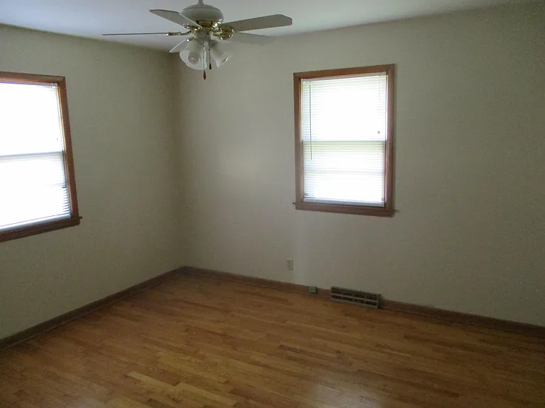 2020 E Page St — Photo 3