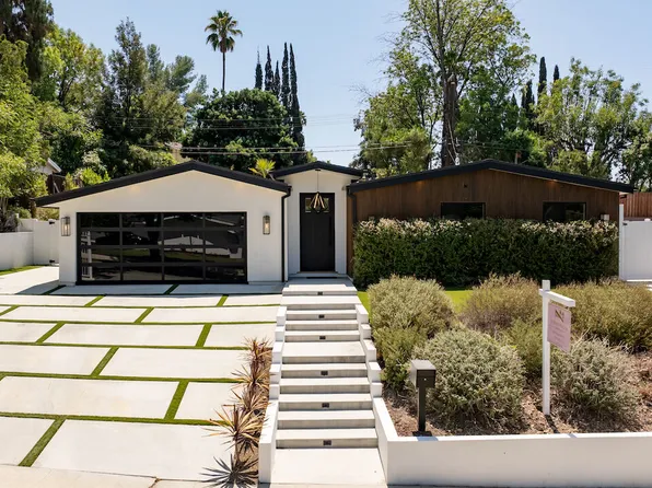 20748 Burbank Blvd, Woodland Hills, CA 91367