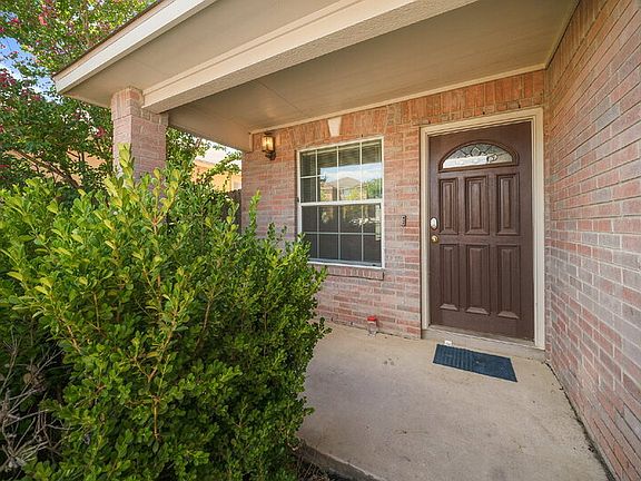4th image of 9615 Shorebird Ln