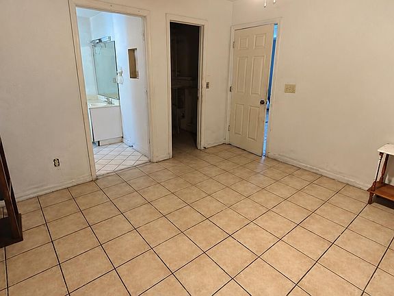 4th image of 2806 AVENUE P