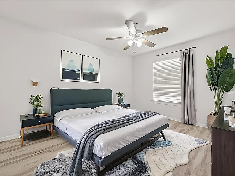 14914 W Bend Dr — Photo 22