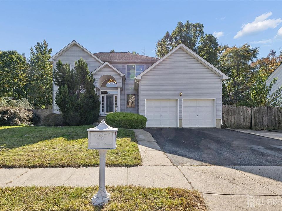 1st image of 13 Johnson Ave