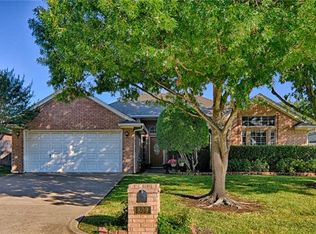 809 Auburndale Dr, Mansfield, TX 76063