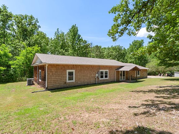5th image of 513 Joseph Dr