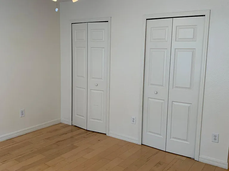 10819 Brickside Ct — Photo 9
