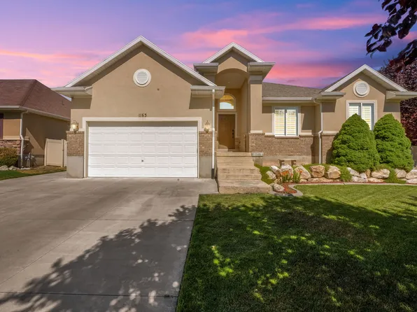 1163 Banbury Dr, Syracuse, UT 84075