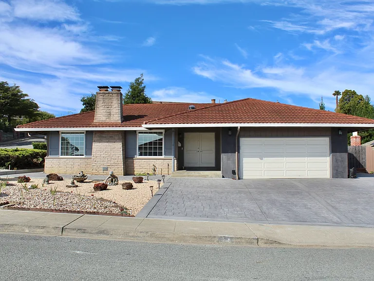 5 Manzanita Ct — Photo 1