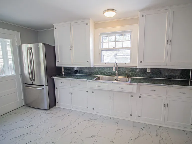 9 Spring Ave — Photo 11