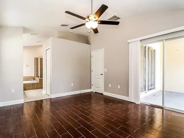 10124 Coldwater Loop — Photo 12