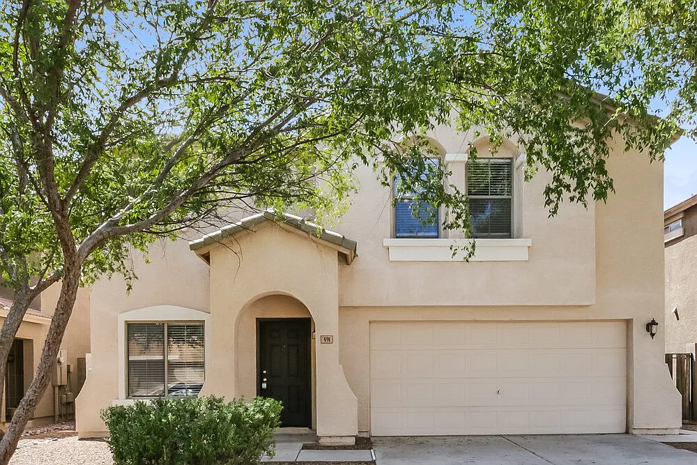 3 bed, 2.5 bath, 1862 sqft, $1,975 — Photo 1