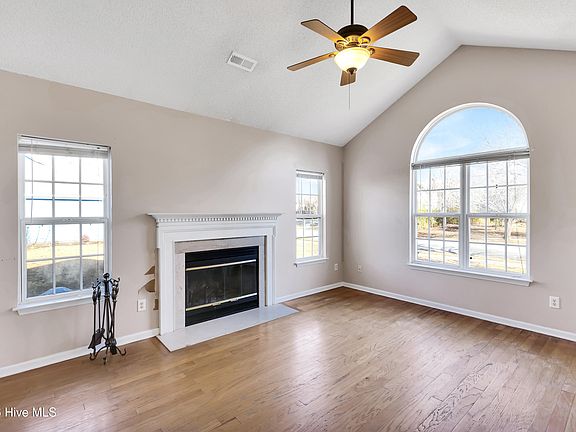 5th image of 1405 Barouche Court