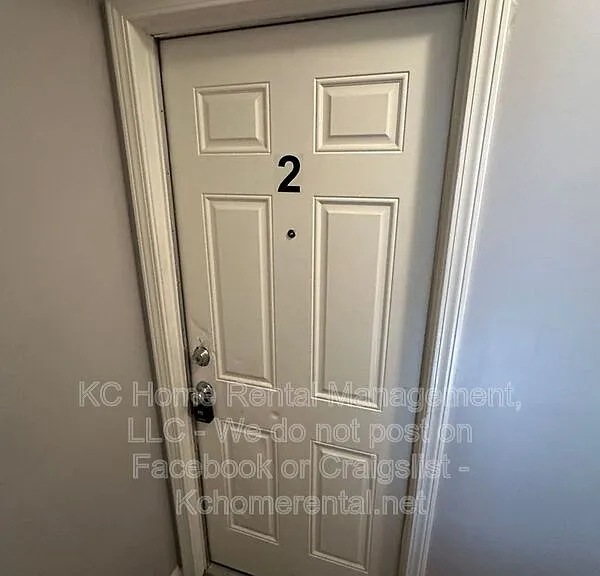 3633 Central St #2 — Photo 6