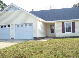 6712 Pacific Ave, Fayetteville, NC 28314