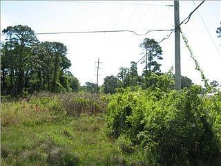 2nd image of 319 Us Highway 98