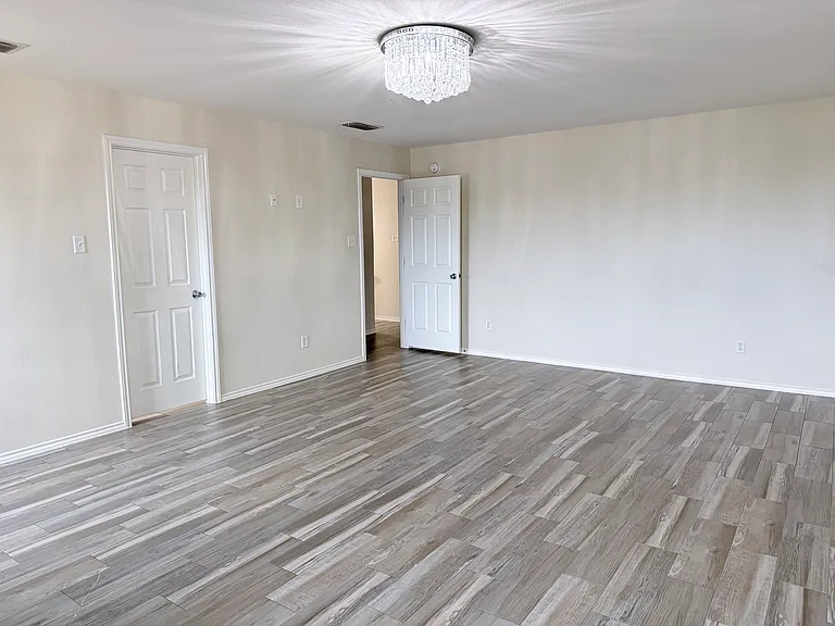 5407 Simbrah Dr — Photo 10