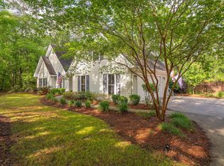 109 Middle Rd, Beaufort, SC 29907