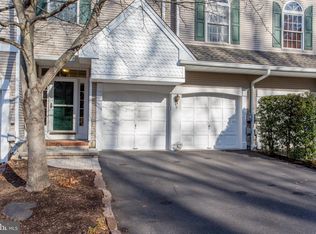 8 Rock Creek Woods, Lambertville, NJ 08530