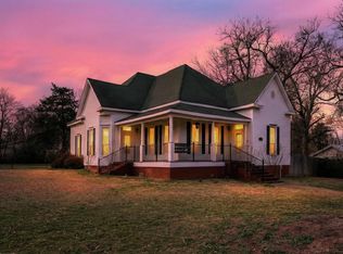 517 S Boyd St, Lindale, TX 75771