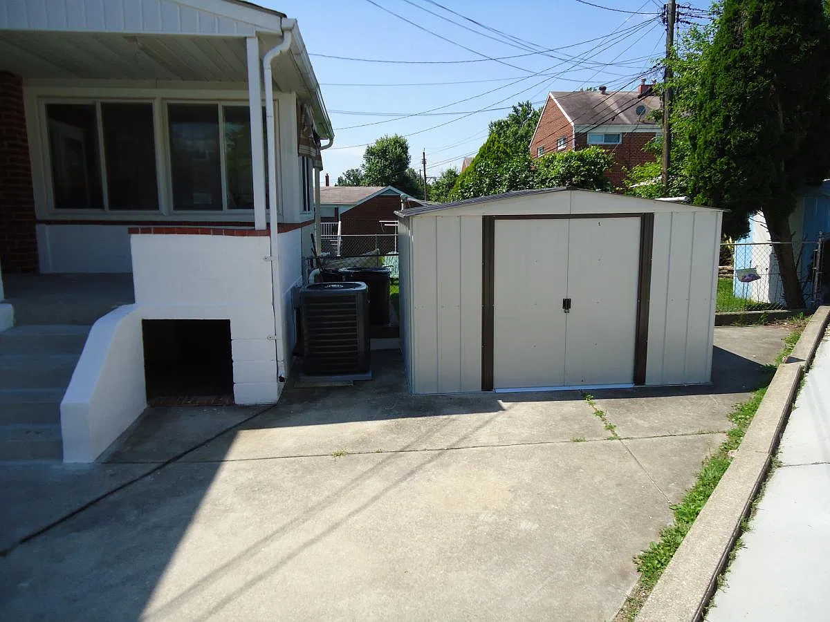 333 Elinor Avenue — Photo 3