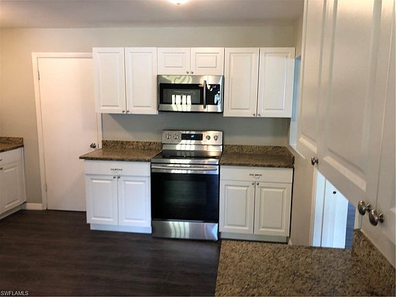 2nd image of 2613 Saint Charles St