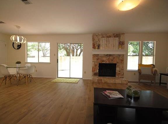 4th image of 12105 Mill Holw