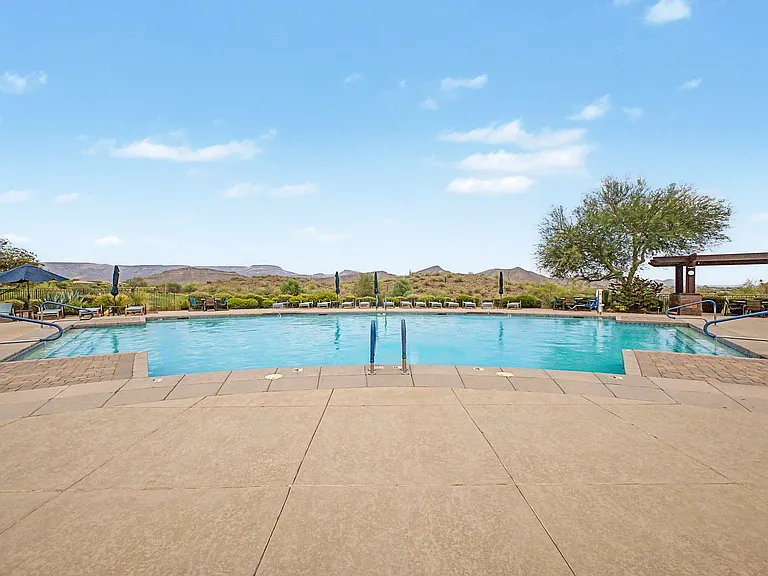 1676 W Morse Dr — Photo 41