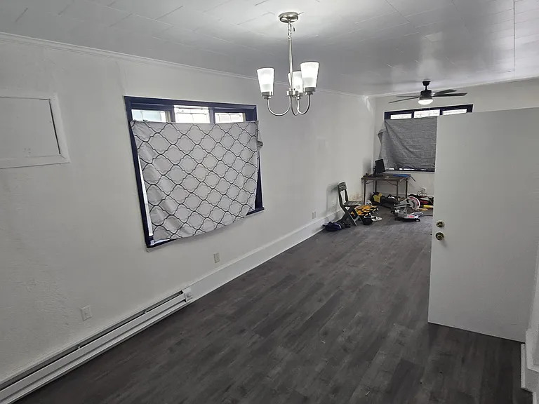 912 N Orange St — Photo 33