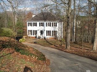 808 Lake Mist Dr, Woodstock, GA 30188