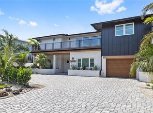 405 28th St, Holmes Beach, FL 34217