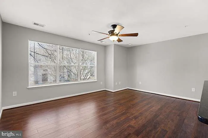 14201 Wolf Creek Pl #6 — Photo 34