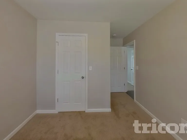 9626 Rothman Ln — Photo 16