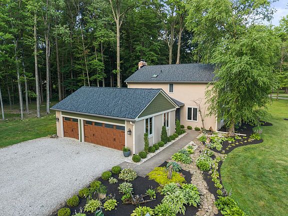 3rd image of 2028 Belangee Dr