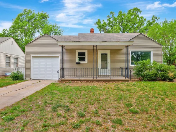 2540 E Aloma St, Wichita, KS 67211