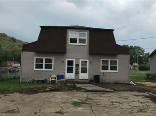 161 9th St NE, New Philadelphia, OH 44663