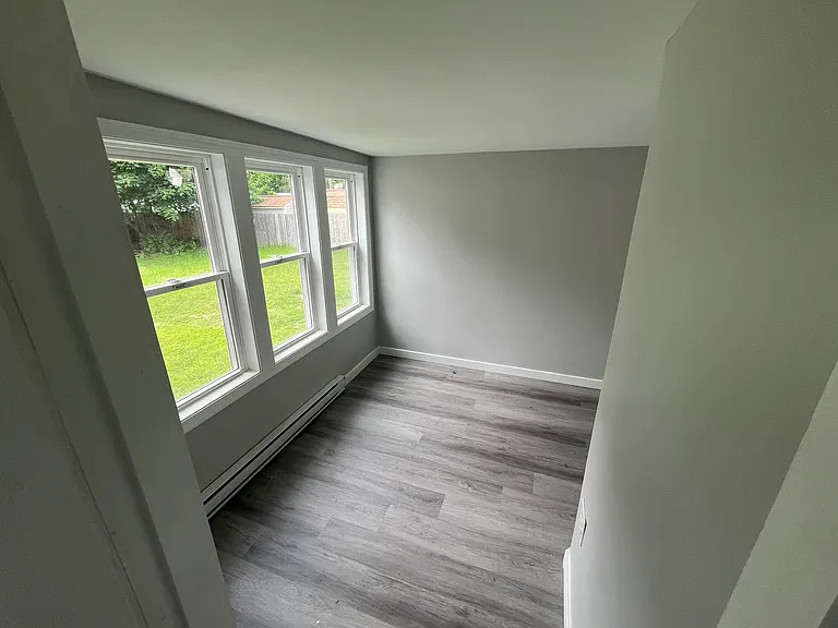 8 Brown Rd — Photo 5