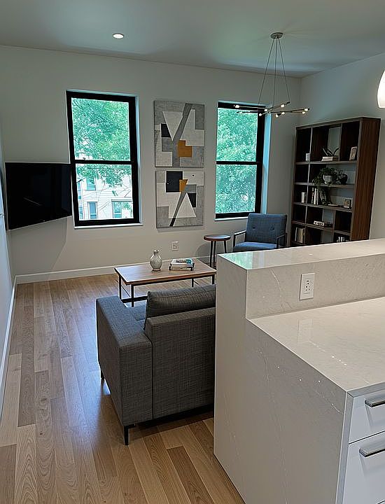 1st image of 49 W 90th St APT 4