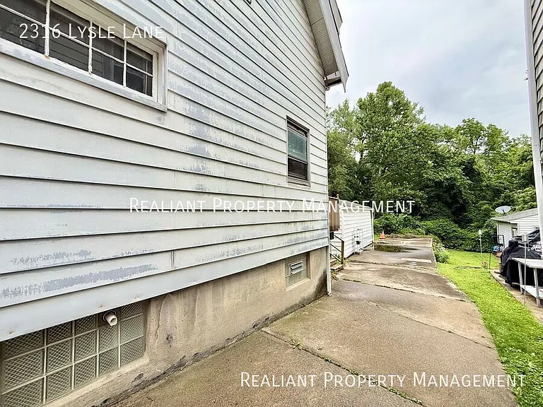 2316 Lysle Ln — Photo 21