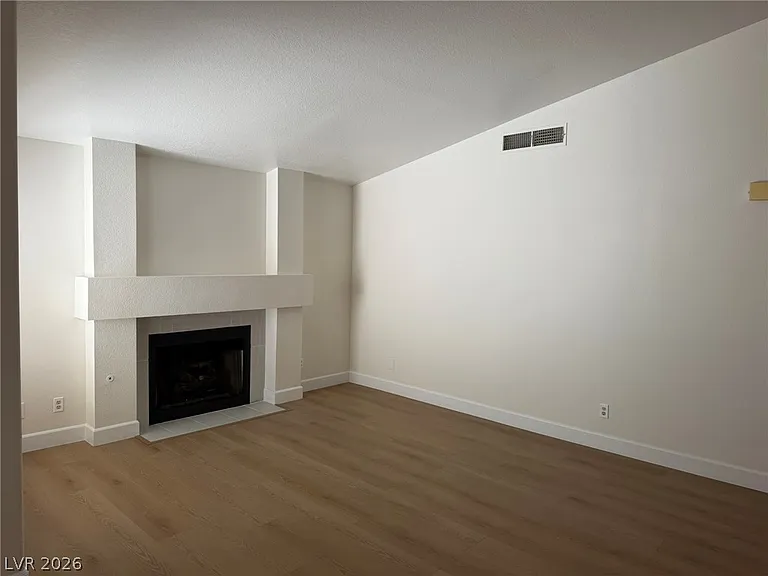 2324 Chapman Hill Dr — Photo 5