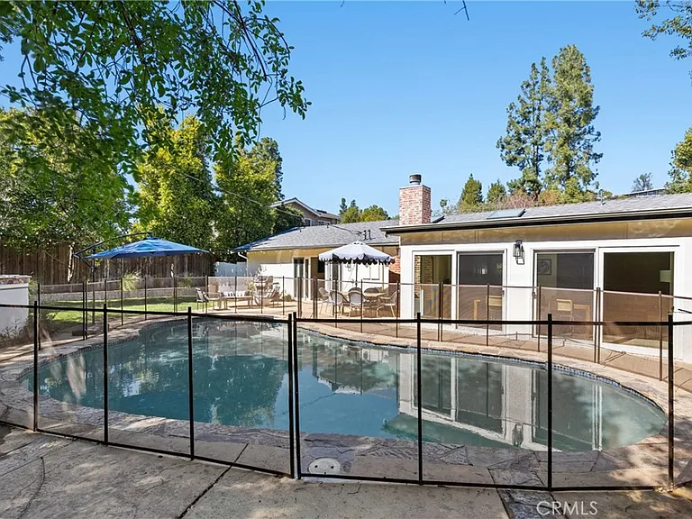 22736 Margarita Dr — Photo 33